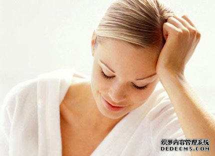 女性乳房湿疹该如何护理？